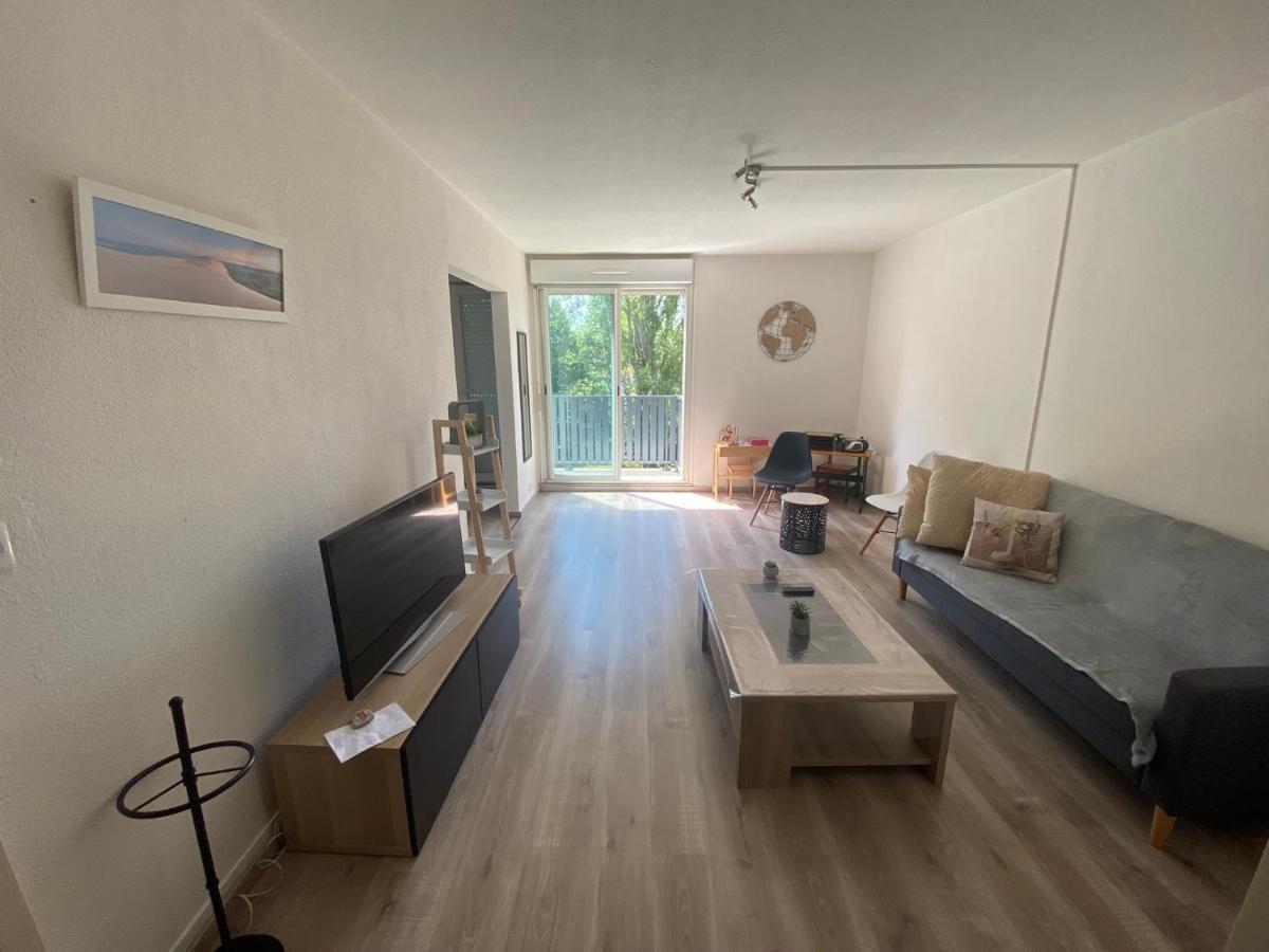 Appartement 3P, 72M2, Centre Ville, Parking Prive Tout Confort Biscarrosse Exterior photo